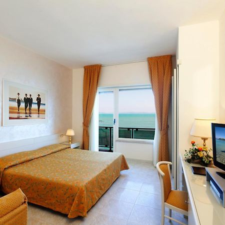 Baia D'Argento Hotel Porto Santo Stefano  Buitenkant foto