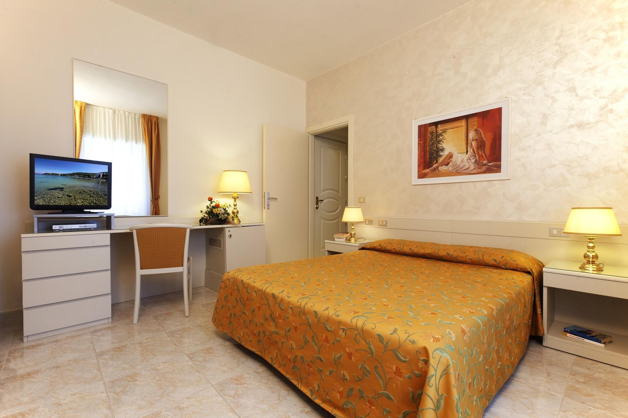 Baia D'Argento Hotel Porto Santo Stefano  Buitenkant foto