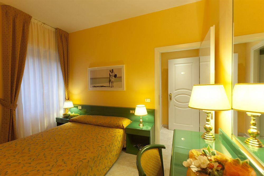 Baia D'Argento Hotel Porto Santo Stefano  Buitenkant foto
