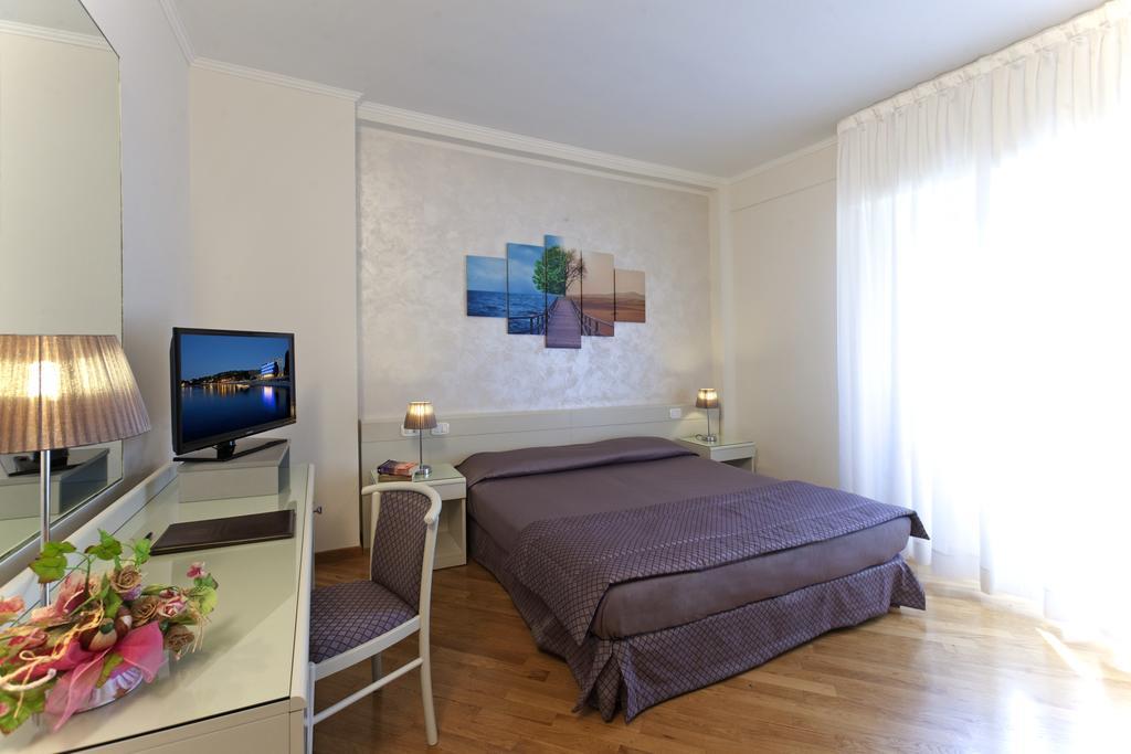 Baia D'Argento Hotel Porto Santo Stefano  Buitenkant foto