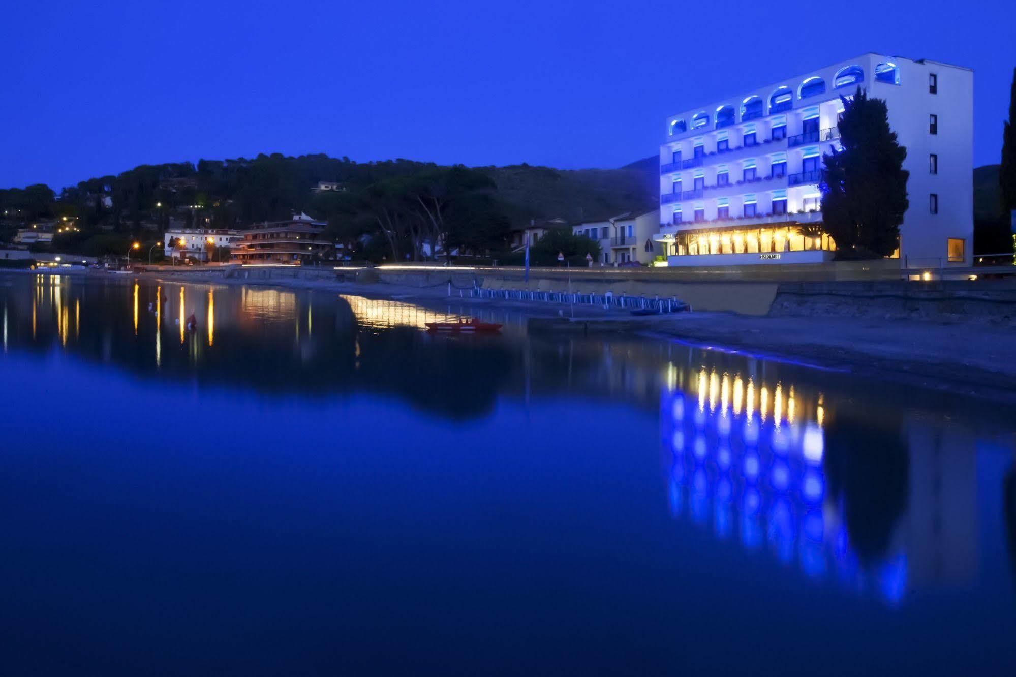 Baia D'Argento Hotel Porto Santo Stefano  Buitenkant foto